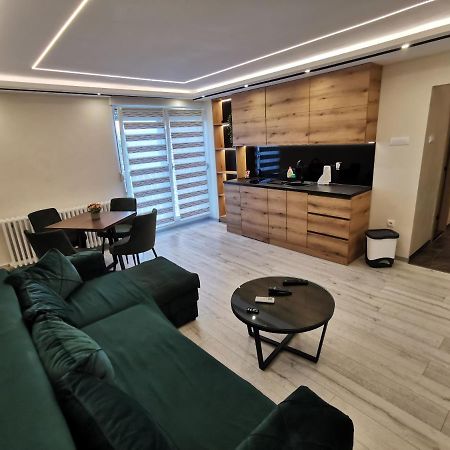 Princ Lux Spa With Free Parking โนวีซาด ภายนอก รูปภาพ